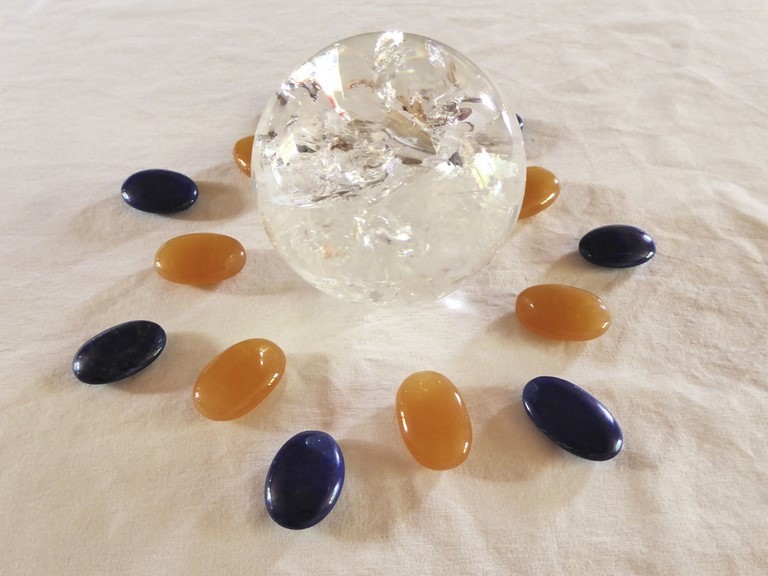 Mandala bleu et orange